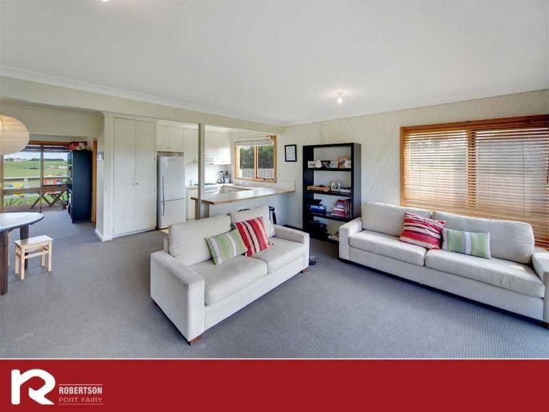 158 Princes Highway, Port Fairy VIC 3284