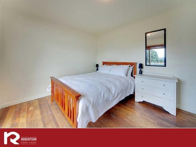 158 Princes Highway, Port Fairy VIC 3284