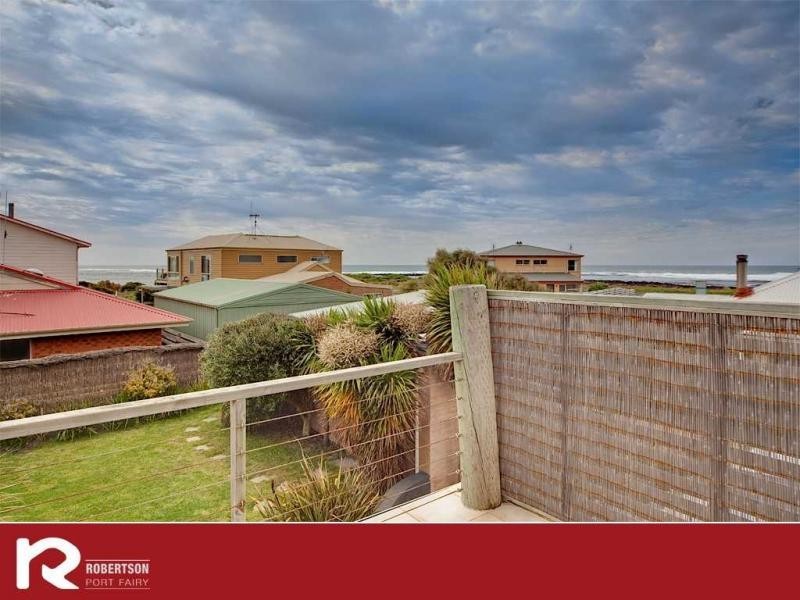 5 Anna Catherine Drive, Port Fairy VIC 3284