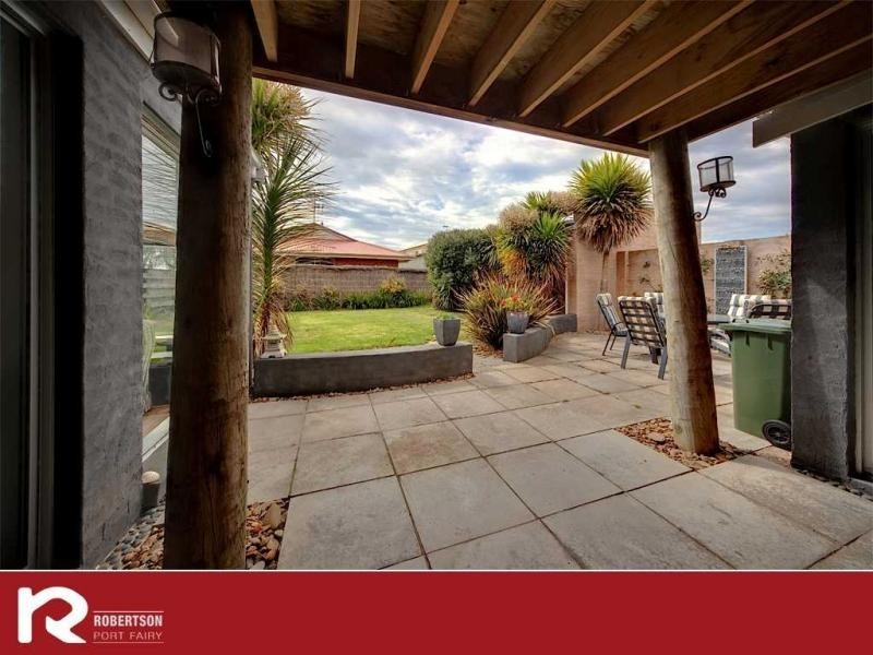 5 Anna Catherine Drive, Port Fairy VIC 3284