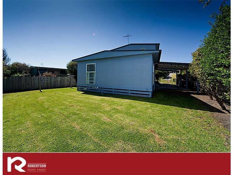 28 Reardon Street, Port Fairy VIC 3284