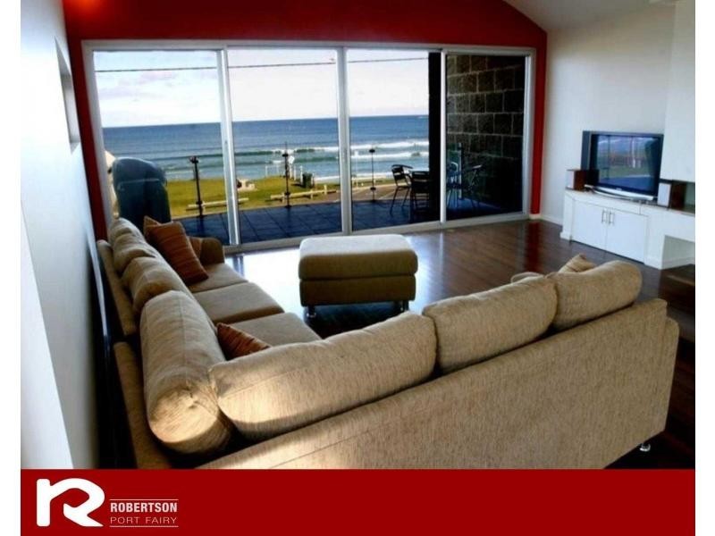 2/105 Beach Street, Port Fairy VIC 3284