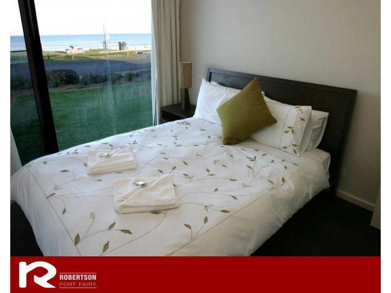 2/105 Beach Street, Port Fairy VIC 3284