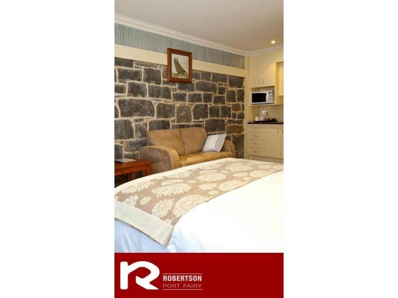 Apts 1 -4/42 Sackville Street, Port Fairy VIC 3284