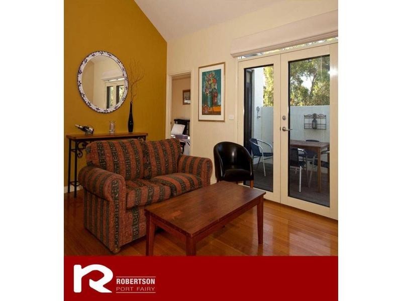 Apts 1 -4/42 Sackville Street, Port Fairy VIC 3284