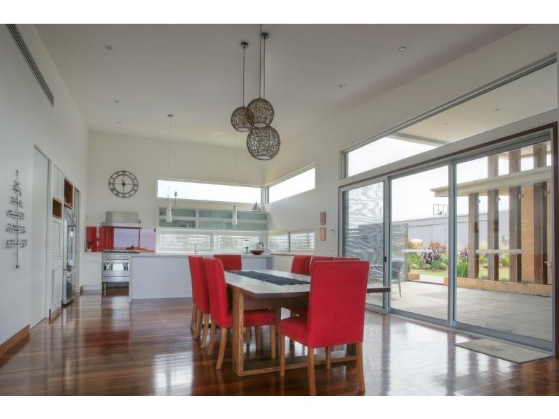 2571 Princes Highway, Port Fairy VIC 3284