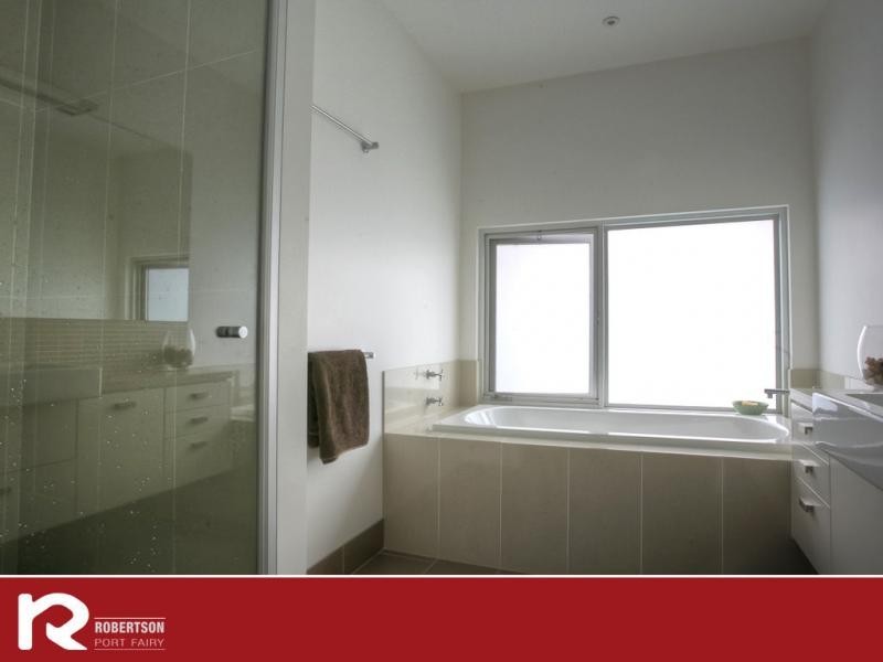 2571 Princes Highway, Port Fairy VIC 3284