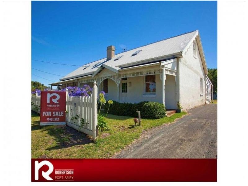 34 Albert Street, Port Fairy VIC 3284