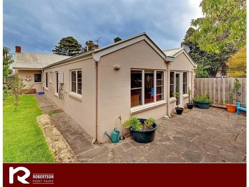 28 Campbell Street, Port Fairy VIC 3284