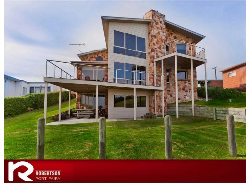 17 Lakeview Drive, Port Fairy VIC 3284