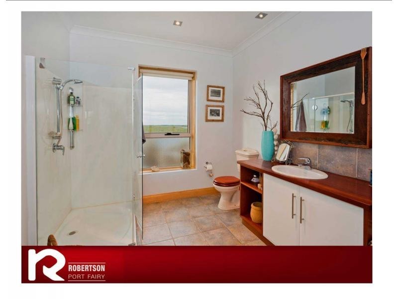 17 Lakeview Drive, Port Fairy VIC 3284