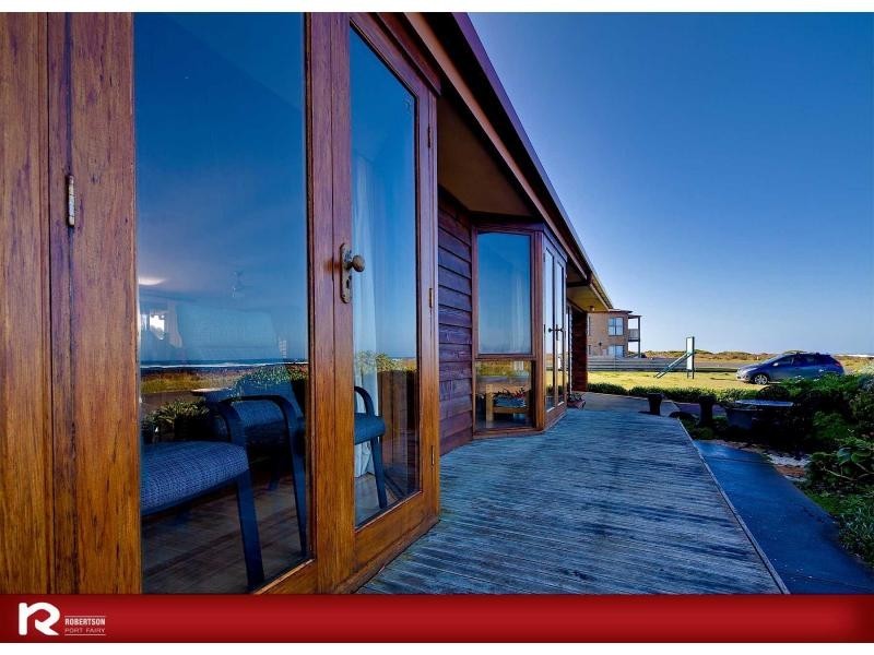 108 Ocean Drive, Port Fairy VIC 3284