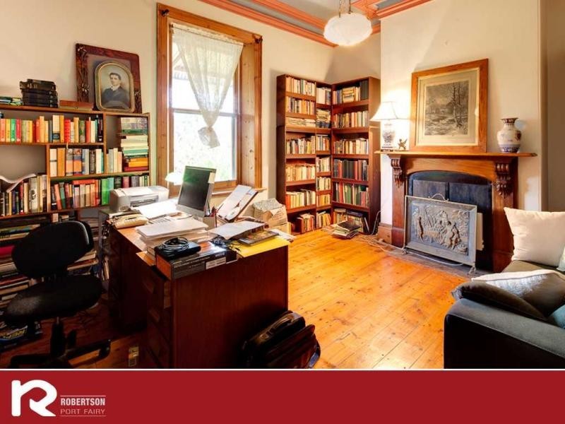 82 Princes Hwy, Port Fairy VIC 3284