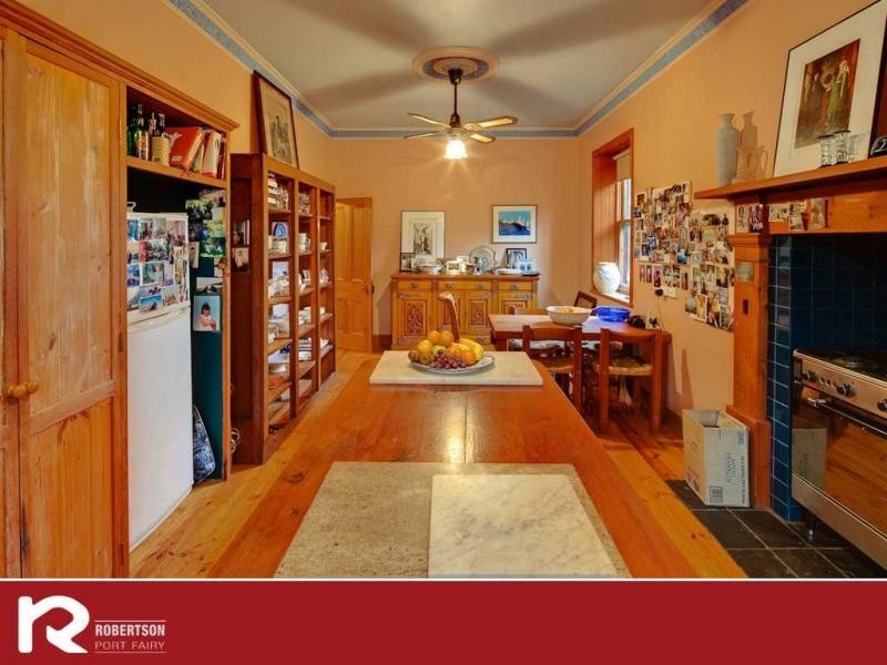 82 Princes Hwy, Port Fairy VIC 3284