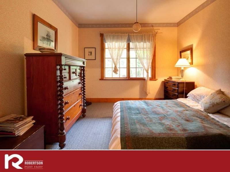 82 Princes Hwy, Port Fairy VIC 3284