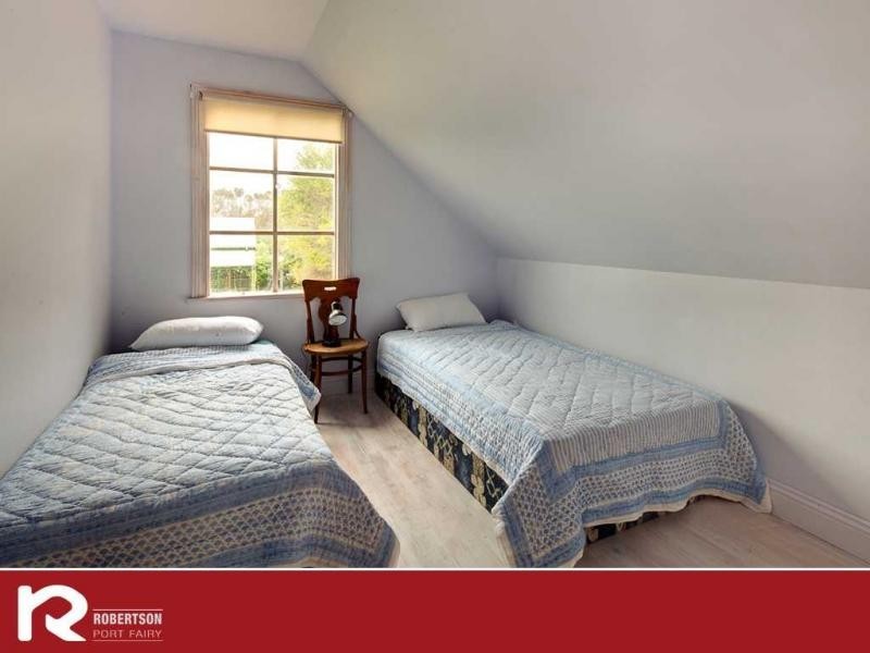 82 Princes Hwy, Port Fairy VIC 3284