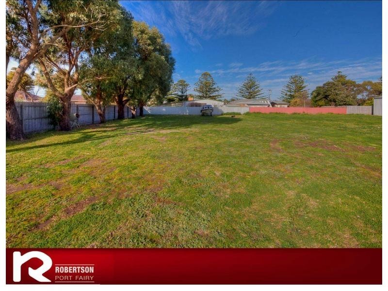 33 Dyson Street, Port Fairy VIC 3284