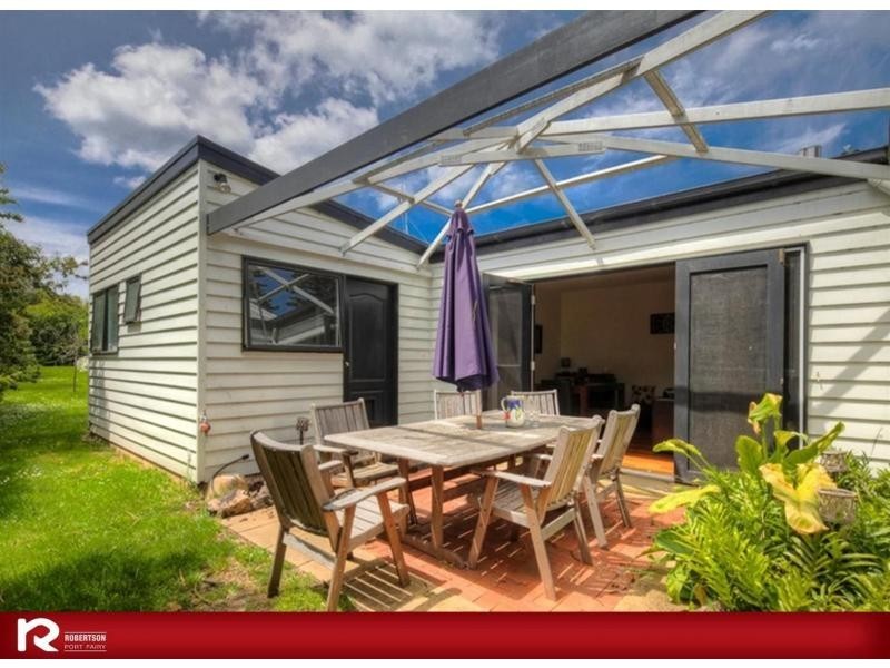 9 Sackville Street, Port Fairy VIC 3284