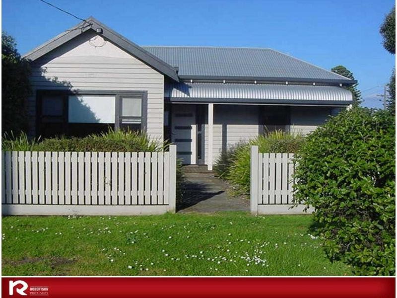 90 Cox Street, Port Fairy VIC 3284