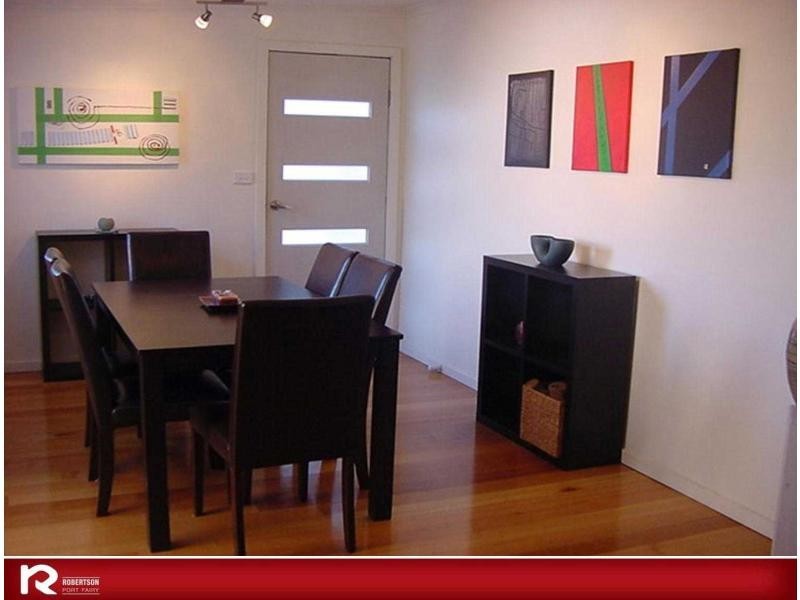 90 Cox Street, Port Fairy VIC 3284