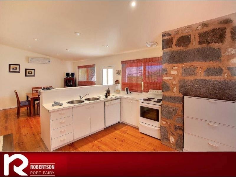 34 Albert Street, Port Fairy VIC 3284