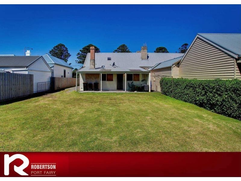 34 Albert Street, Port Fairy VIC 3284