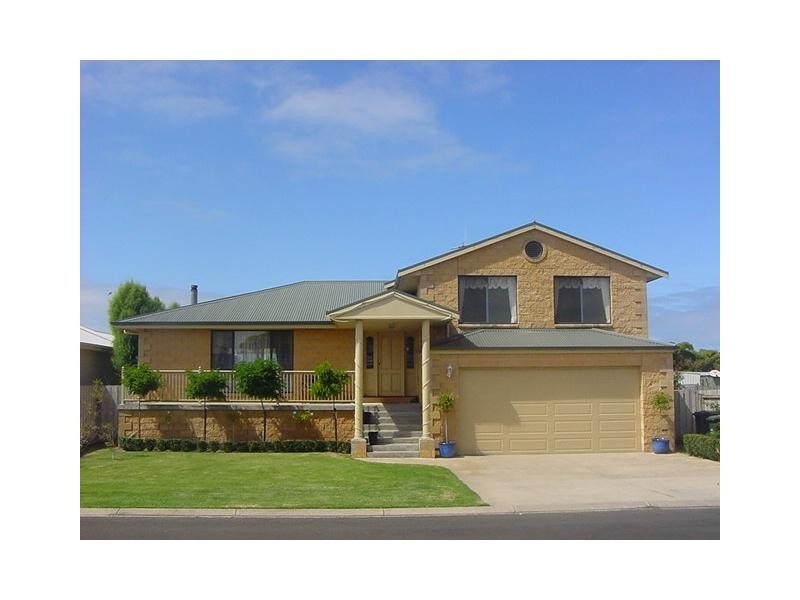 14 Osmonds Lane, Port Fairy VIC 3284