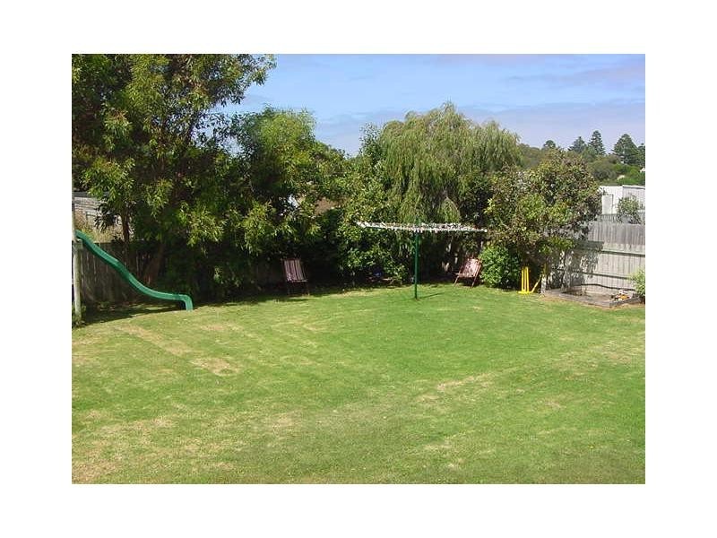 14 Osmonds Lane, Port Fairy VIC 3284