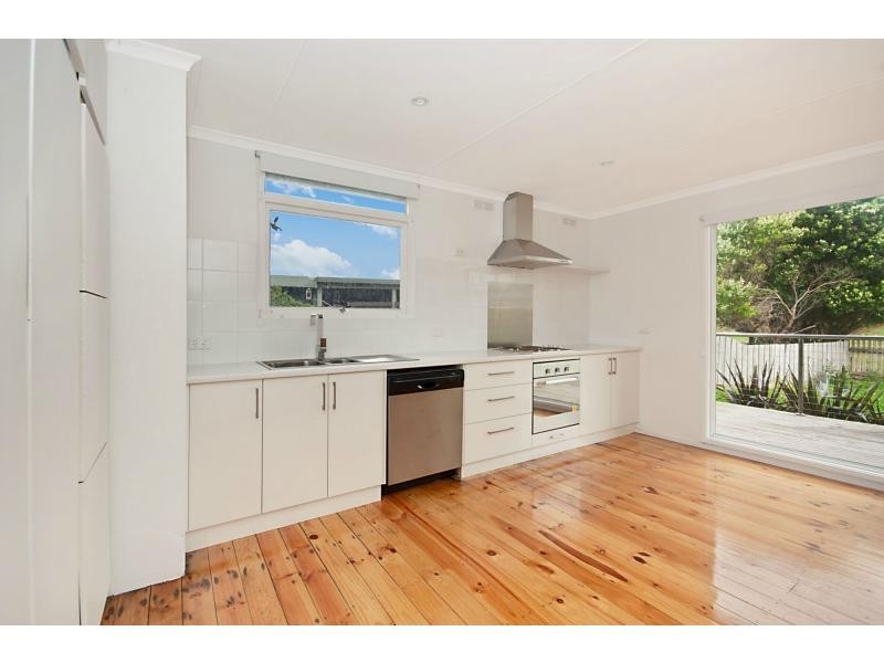 28 Reardon Street, Port Fairy VIC 3284