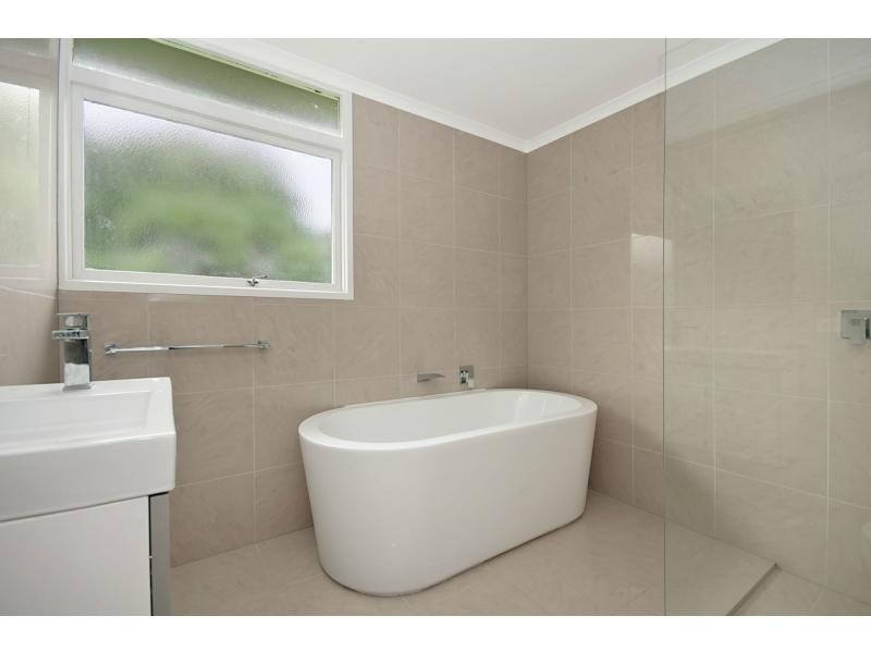 28 Reardon Street, Port Fairy VIC 3284