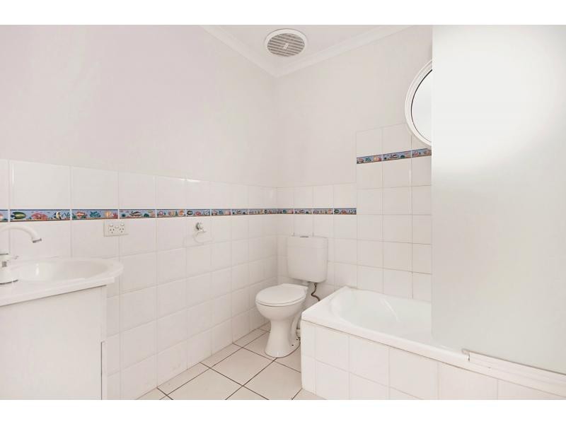 28 Reardon Street, Port Fairy VIC 3284