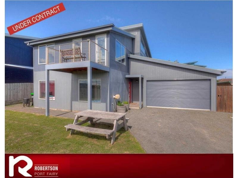 27 Reardon Street, Port Fairy VIC 3284