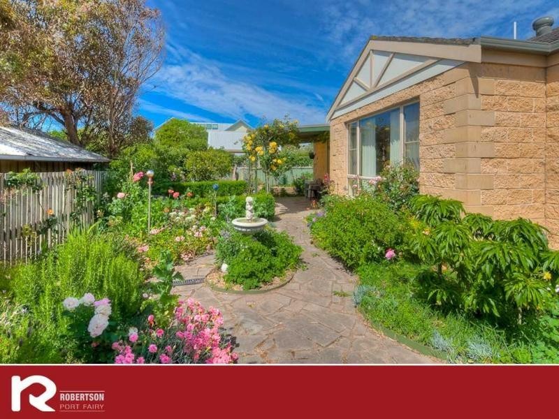 8 Terjesen Crt, Port Fairy VIC 3284