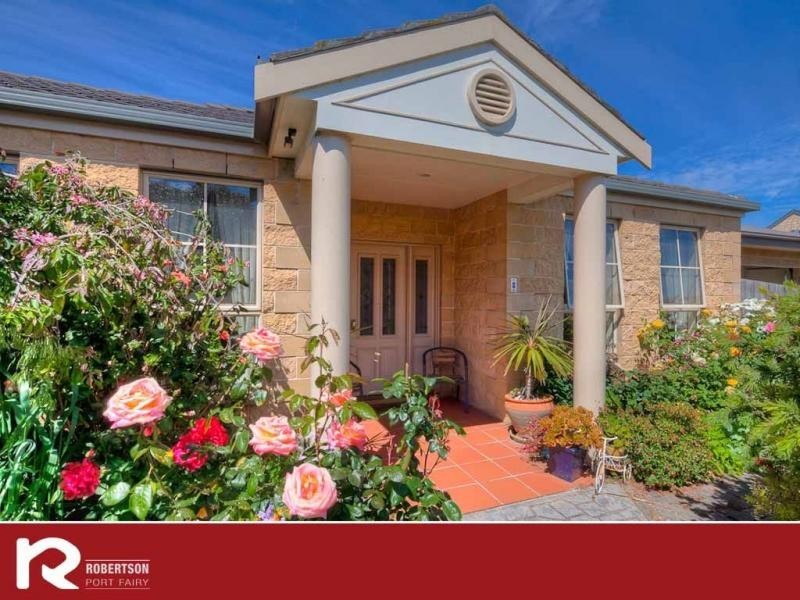 8 Terjesen Crt, Port Fairy VIC 3284