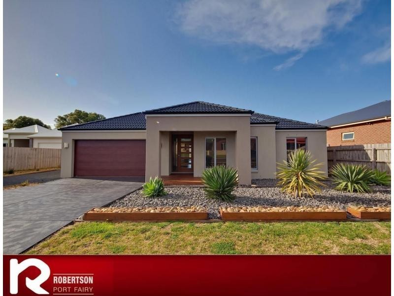 10 Gratton Street, Port Fairy VIC 3284