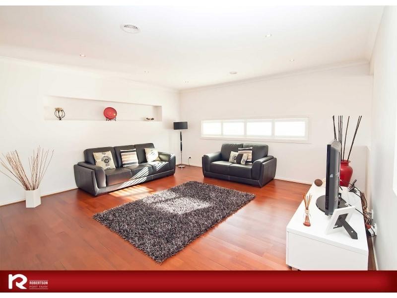 10 Gratton Street, Port Fairy VIC 3284