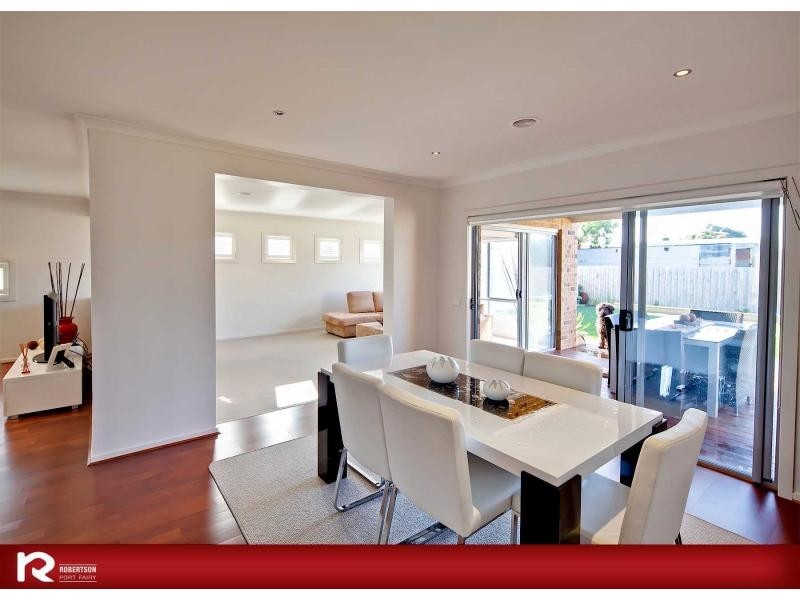 10 Gratton Street, Port Fairy VIC 3284
