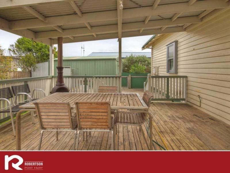 25 Singleton Street, Port Fairy VIC 3284