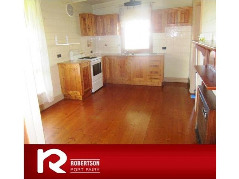 16 Singleton Street, Port Fairy VIC 3284
