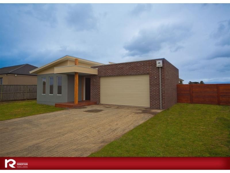 184 Princes Highway, Port Fairy VIC 3284