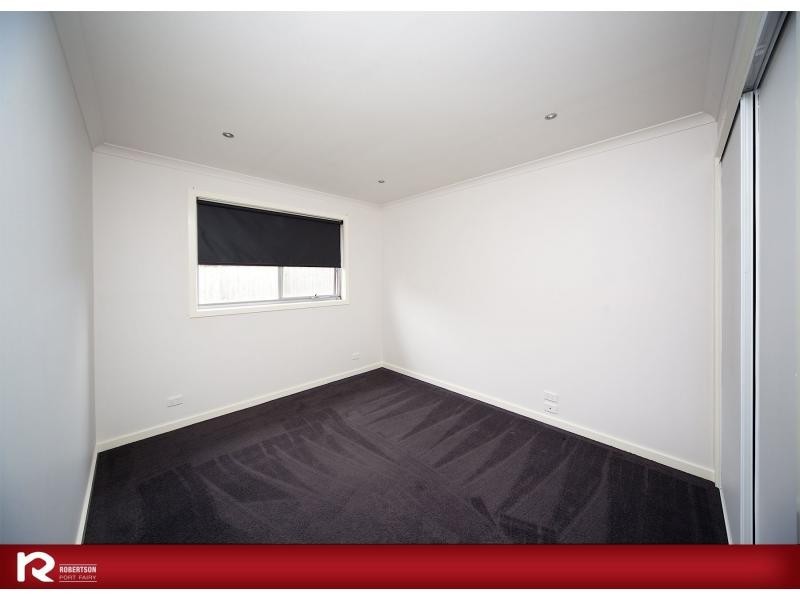 184 Princes Highway, Port Fairy VIC 3284