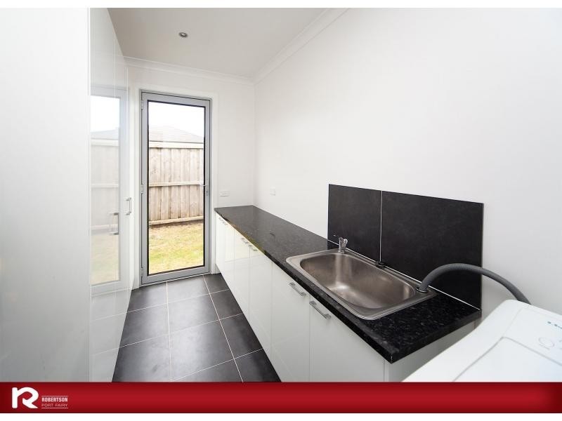 184 Princes Highway, Port Fairy VIC 3284