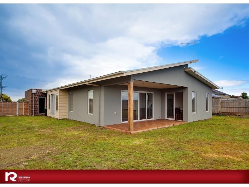 184 Princes Highway, Port Fairy VIC 3284