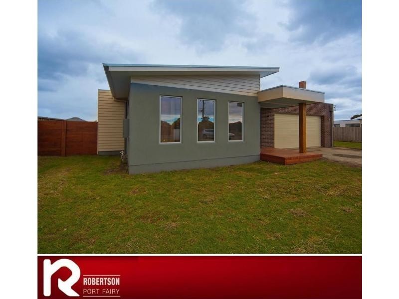 184 Princes Highway, Port Fairy VIC 3284