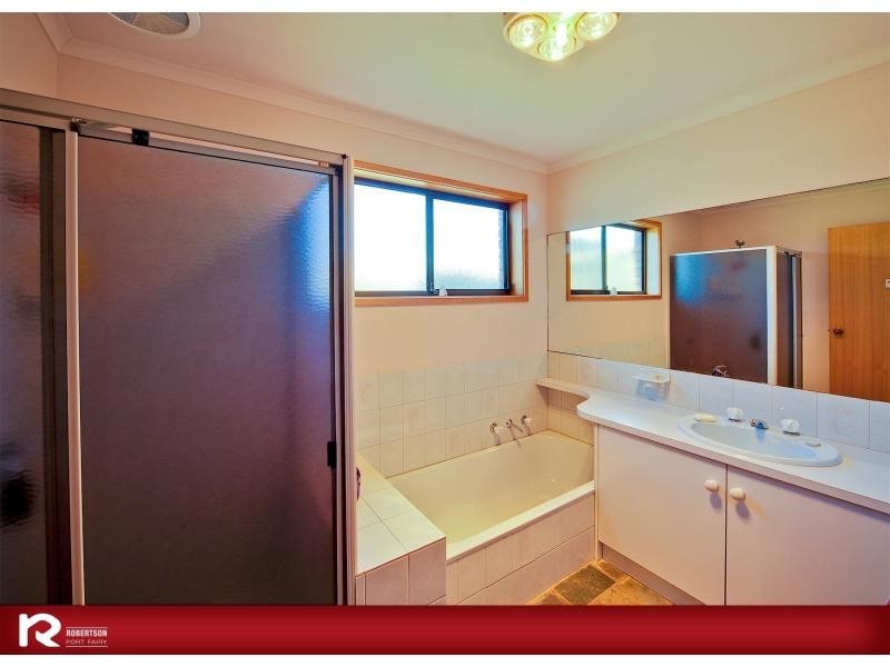 54 Ocean Drive, Port Fairy VIC 3284