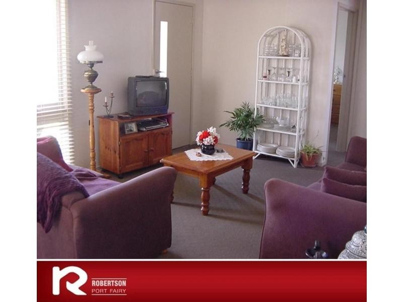 2/48 Albert Avenue, Port Fairy VIC 3284