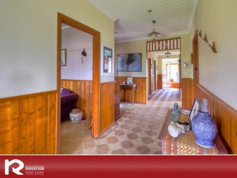 98 Princes Highway, Port Fairy VIC 3284