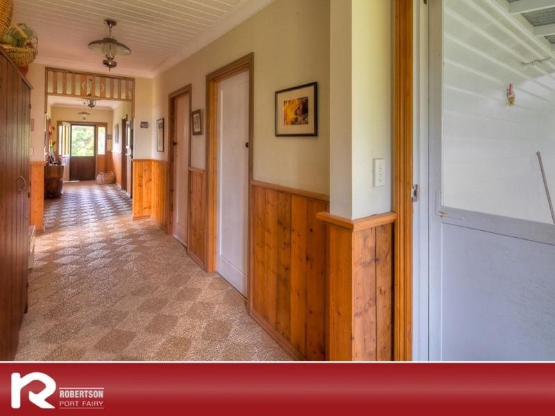 98 Princes Highway, Port Fairy VIC 3284