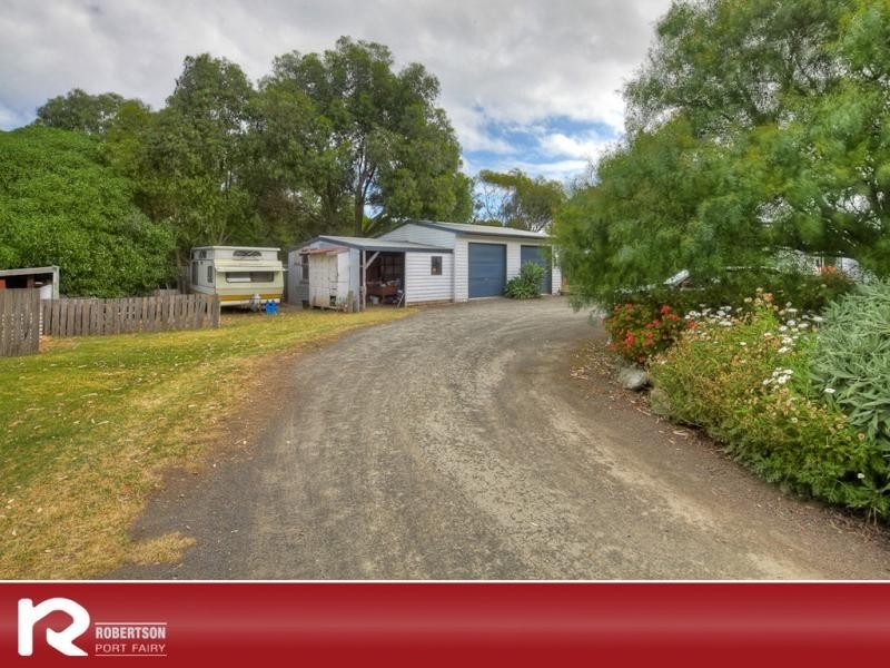 98 Princes Highway, Port Fairy VIC 3284