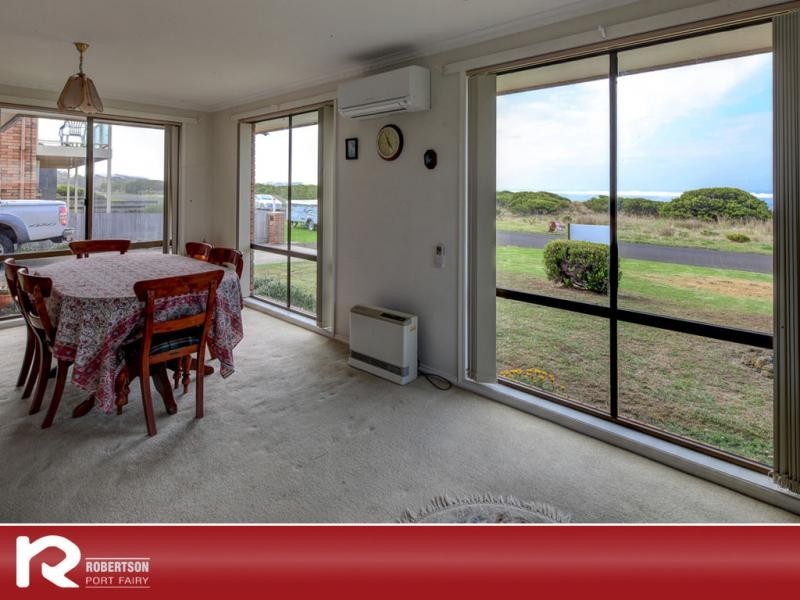 92 Ocean Drive, Port Fairy VIC 3284